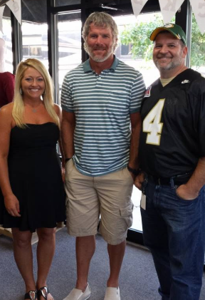 Gregg at the Brett Favre store appearance